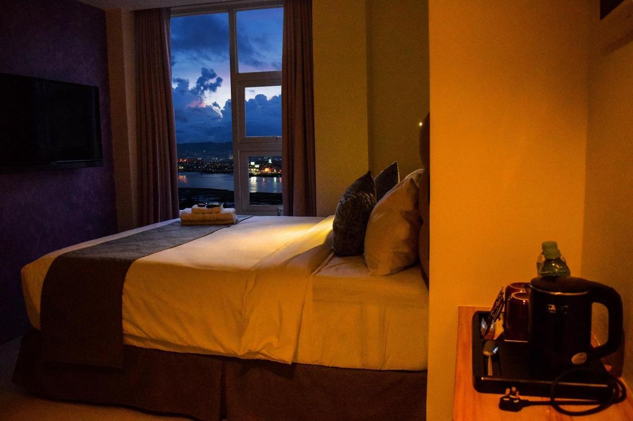Sempre Premier Inn - Mactan Airport Hotel Lapu-Lapu City Eksteriør billede