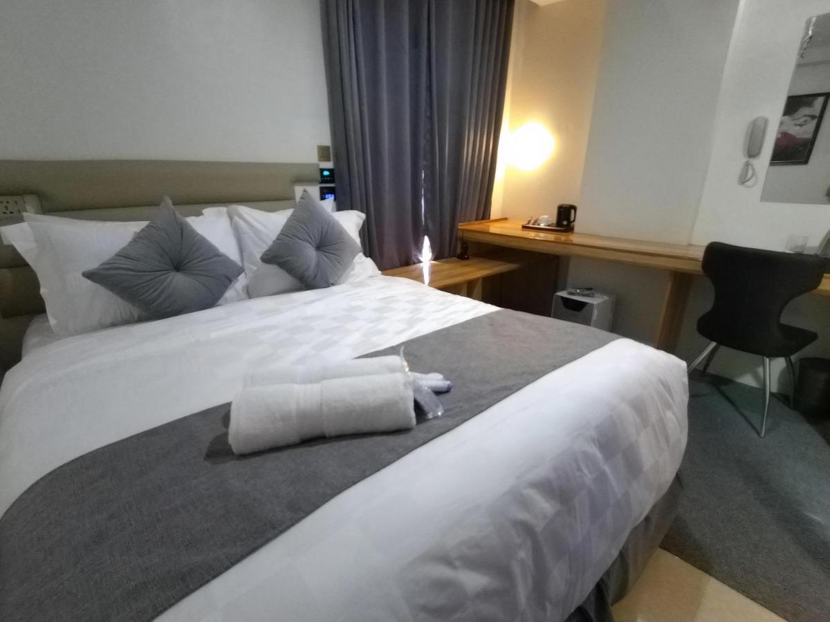 Sempre Premier Inn - Mactan Airport Hotel Lapu-Lapu City Eksteriør billede