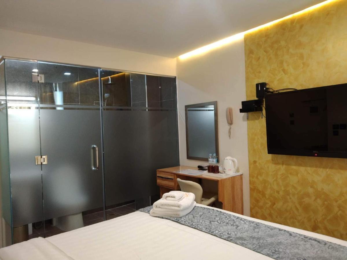 Sempre Premier Inn - Mactan Airport Hotel Lapu-Lapu City Eksteriør billede
