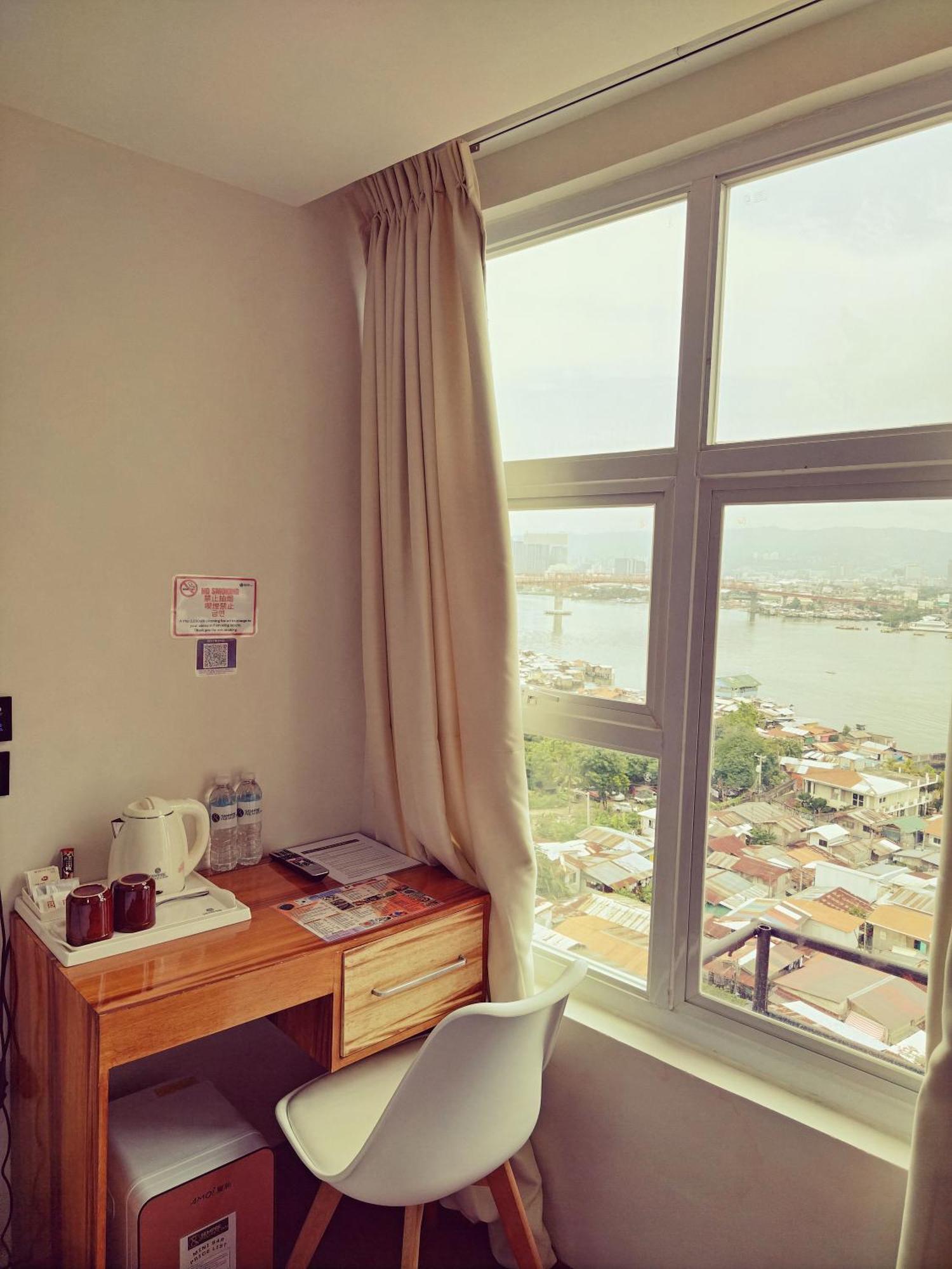 Sempre Premier Inn - Mactan Airport Hotel Lapu-Lapu City Eksteriør billede