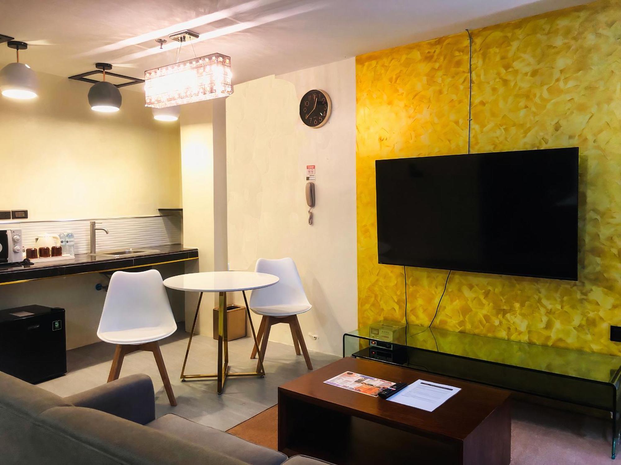 Sempre Premier Inn - Mactan Airport Hotel Lapu-Lapu City Eksteriør billede
